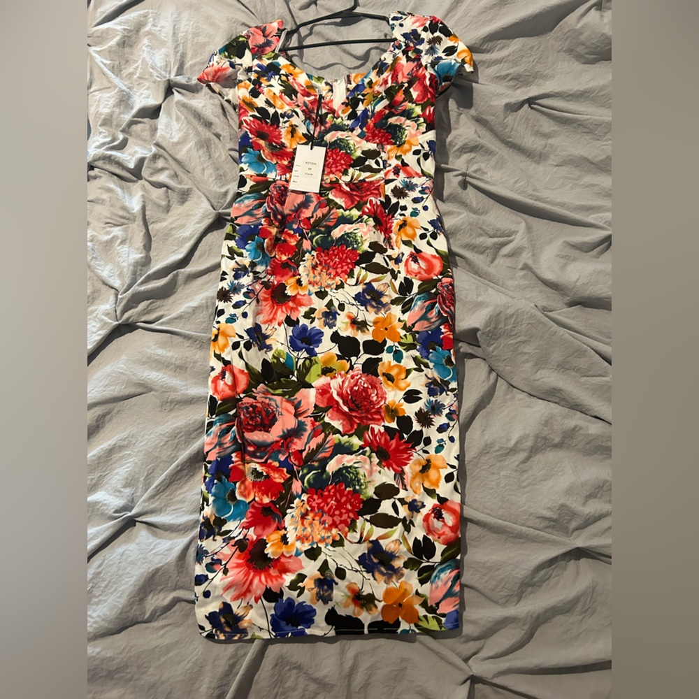 NWT unique vintage floral wiggle dress